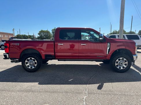 Used 2023 Ford F350 Lariat w/ Lariat Ultimate Package AWD/4WD image 7