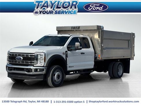 New 2025 Ford F550 4x4 SuperCab Super Duty image 1