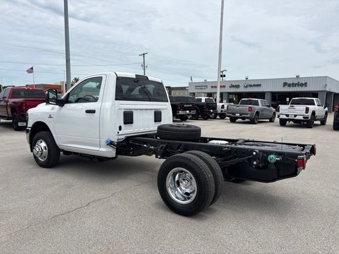 New 2026 RAM 3500 Tradesman w/ Chrome Appearance Group A AWD/4WD image 10