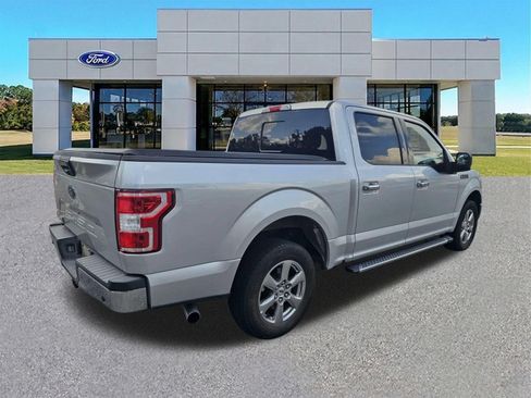 Used 2019 Ford F150 XLT w/ Equipment Group 302A Luxury RWD image 4