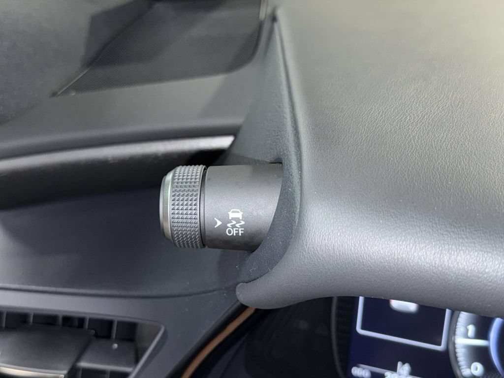 Used 2023 Lexus ES 350 w/ Premium Package FWD image 29