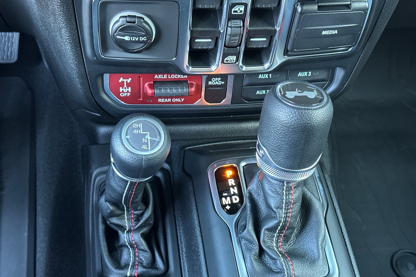 New 2026 Jeep Wrangler Unlimited Sport w/ Dual Top Group AWD/4WD image 22