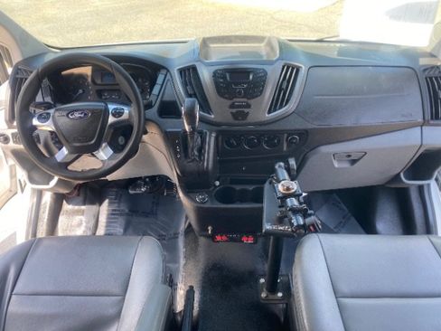 Used 2019 Ford Transit 250 130 Low Roof RWD image 20