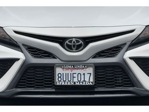 Used 2021 Toyota Camry SE w/ Carpet Mat Package (TMS) FWD image 12
