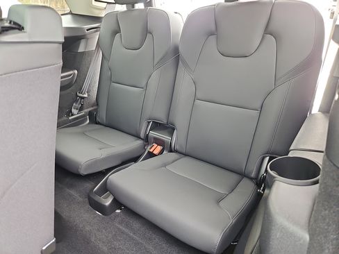 New 2026 Volvo XC90 B6 Plus w/ Protection Package Premier image 22