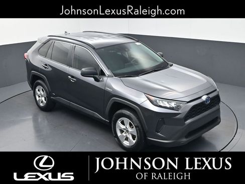 Used 2021 Toyota RAV4 LE AWD/4WD image 24