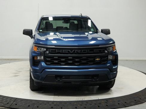 Used 2024 Chevrolet Silverado 1500 Custom AWD/4WD image 3