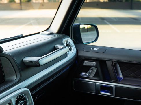 Used 2024 Mercedes-Benz G 550 image 36