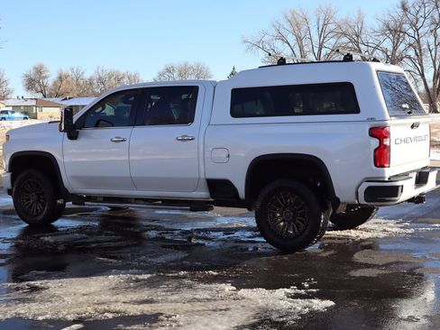 Used 2020 Chevrolet Silverado 2500 High Country image 8