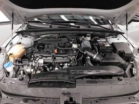 Used 2023 Kia K5 GT-Line image 36