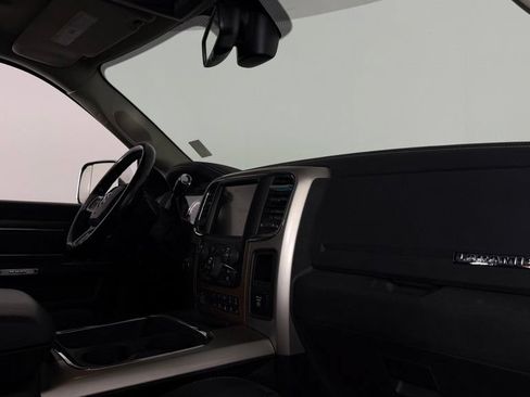 Used 2016 RAM 2500 Laramie w/ Convenience Group AWD/4WD image 26