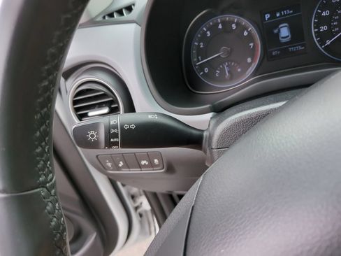 Used 2021 Hyundai Kona SEL FWD image 33