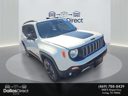 Used 2023 Jeep Renegade Latitude image 2