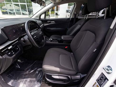 Used 2026 Kia Sportage LX FWD image 26