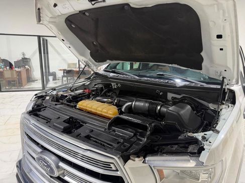 Used 2017 Ford F150 Limited w/ Trailer Tow Package image 4