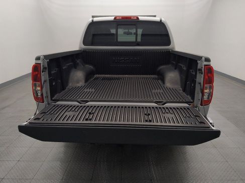 Used 2019 Nissan Frontier SV image 29
