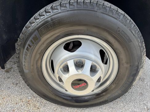 Used 2021 GMC Sierra 3500 2WD Crew Cab w/ Convenience Package image 15