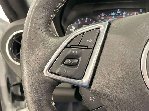 Used 2018 Chevrolet Camaro SS image 76