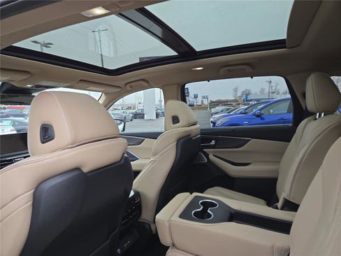 New 2026 Acura MDX w/Advance image 23