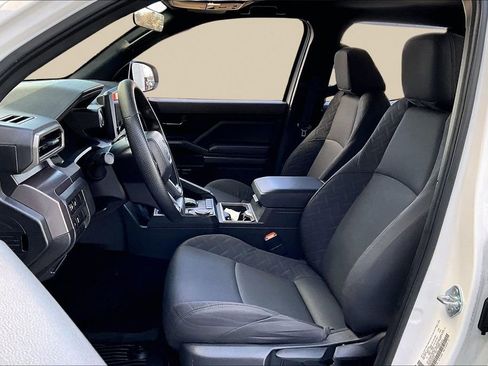 Used 2025 Toyota Tacoma SR5 image 20