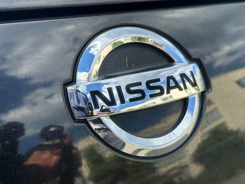 Used 2014 Nissan 370Z Coupe RWD image 10