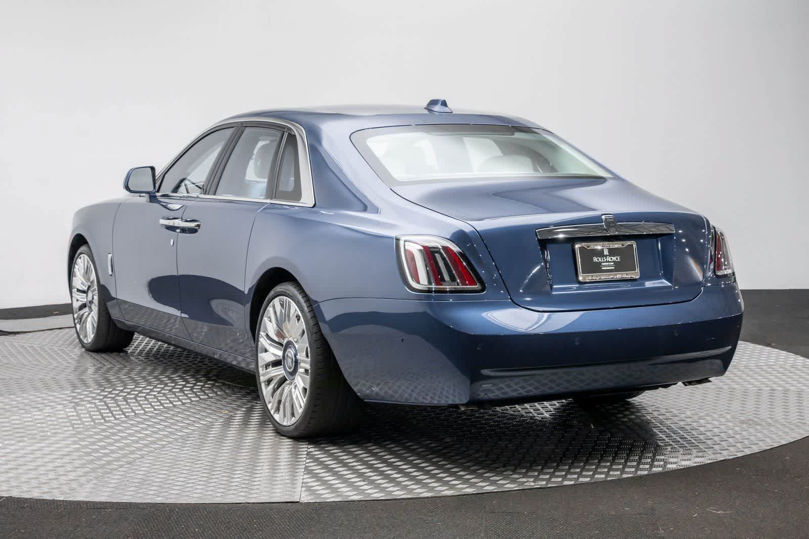 New 2026 Rolls-Royce Ghost AWD/4WD image 7