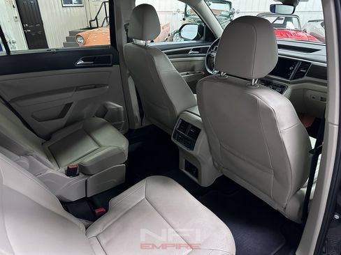 Used 2019 Volkswagen Atlas SE image 38