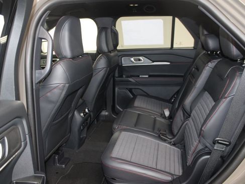 New 2026 Ford Explorer ST-Line image 25