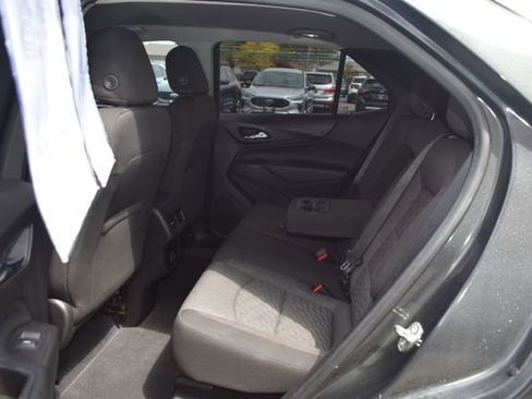 Used 2020 Chevrolet Equinox LT AWD/4WD image 32