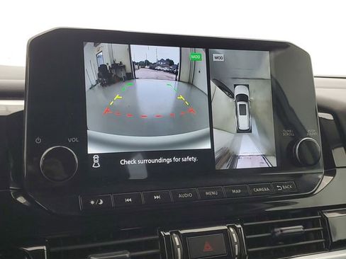 Used 2025 Nissan Pathfinder Platinum w/ Cargo Package FWD image 28