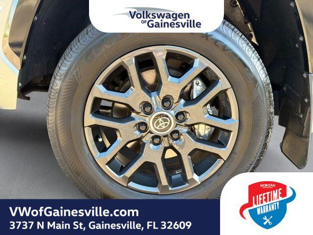 Used 2024 Toyota Tundra Platinum AWD/4WD image 12