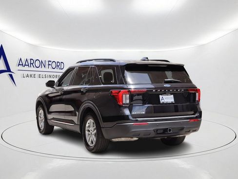 Used 2025 Ford Explorer Active RWD image 7