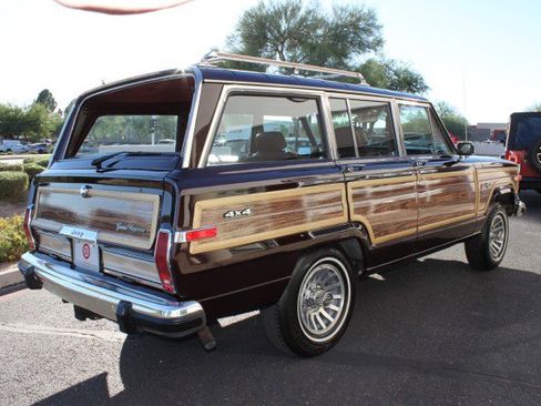 Used 1989 Jeep Grand Wagoneer image 58