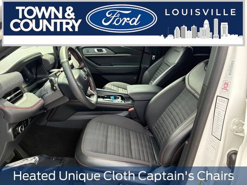 Used 2025 Ford Explorer ST-Line w/ ST-Line Street Pack AWD/4WD image 13