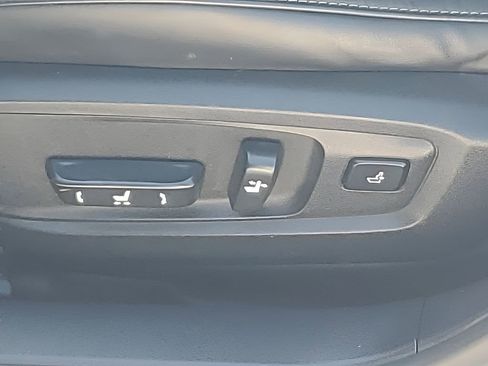 Used 2016 Lexus ES 350 w/ Premium Package w/Wood Trim image 29