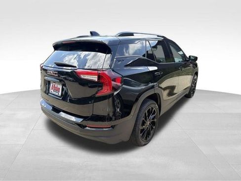 Used 2023 GMC Terrain SLT w/ Elevation Edition FWD image 4