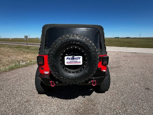 Used 2013 Jeep Wrangler Unlimited Sport w/ Connectivity Group AWD/4WD image 4