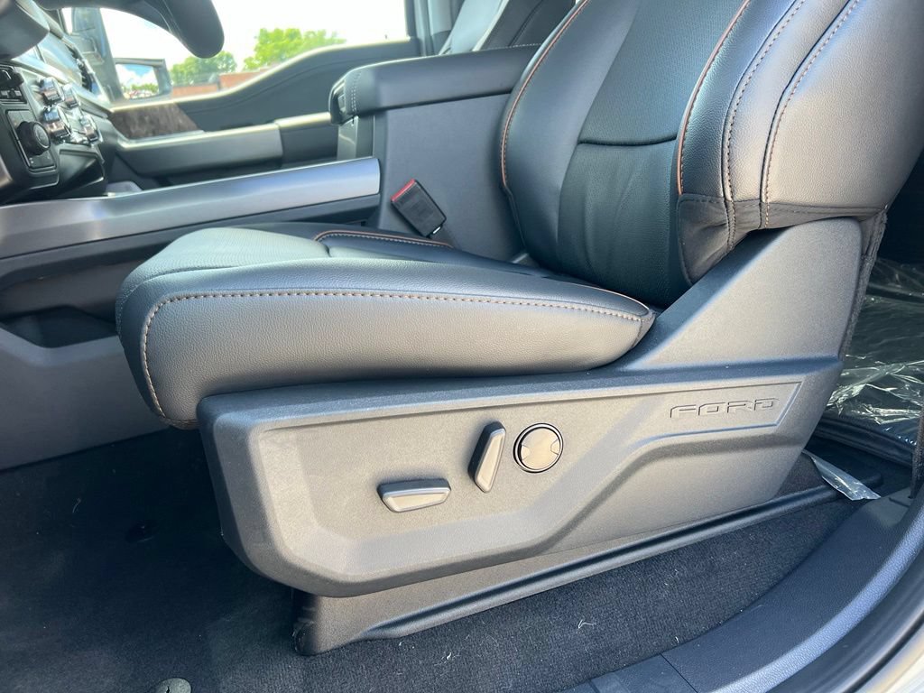 New 2026 Ford F250 Lariat w/ Tremor Off-Road Package AWD/4WD image 14