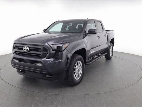 Used 2024 Toyota Tacoma SR5 RWD image 3