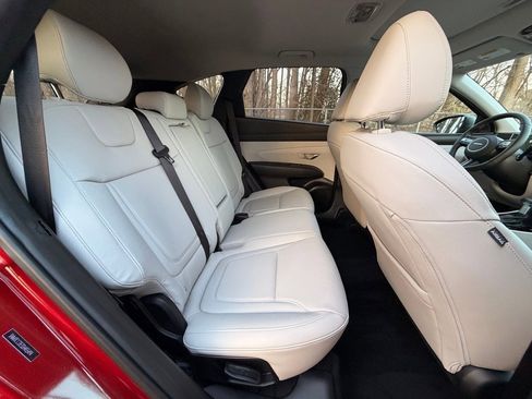 Certified 2025 Hyundai Tucson SEL image 12