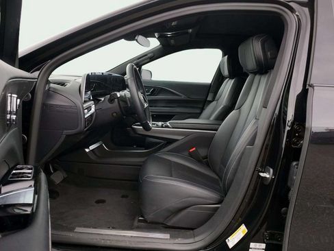 Used 2024 Cadillac Lyriq Luxury RWD image 18
