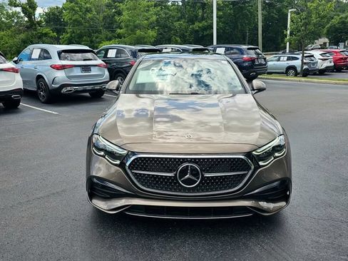 New 2026 Mercedes-Benz E 450 4MATIC Sedan image 2