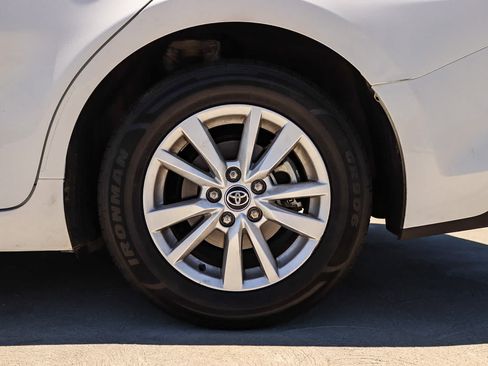 Used 2025 Toyota Camry LE FWD image 10