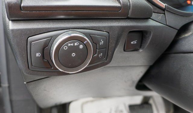 Used 2020 Ford Fusion Energi Titanium FWD image 21