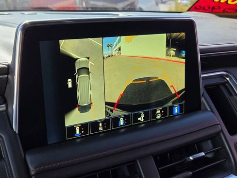 Used 2022 Chevrolet Suburban RST w/ Luxury Package image 22