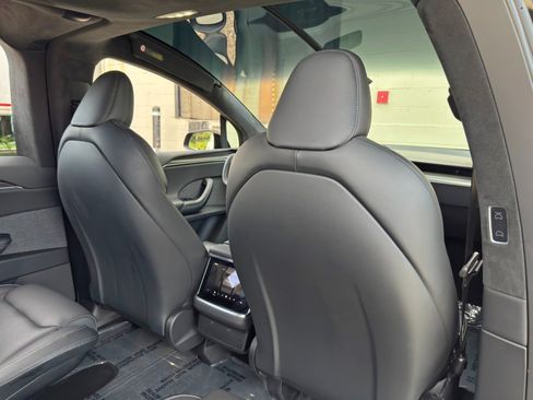 Used 2022 Tesla Model X Plaid AWD/4WD image 38