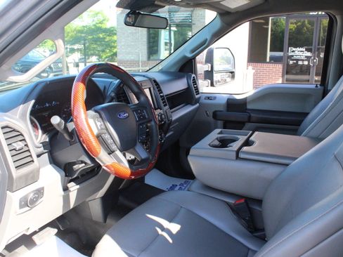 Used 2022 Ford F350 XL w/ STX Appearance Package AWD/4WD image 12