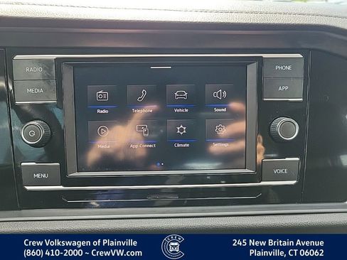 Certified 2024 Volkswagen Jetta SE FWD image 6