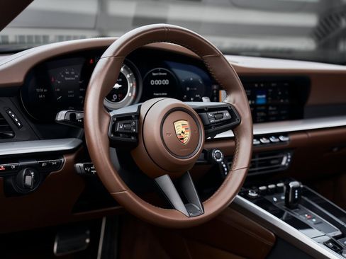 Used 2021 Porsche 911 Turbo S image 31