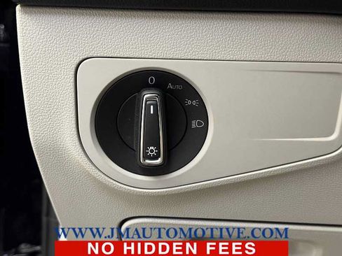 Used 2024 Volkswagen Tiguan SE R-Line AWD/4WD image 35